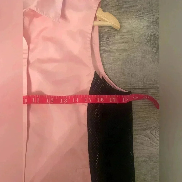 Carlisle Pink Vest Black Mesh sides Zip up, Cinch Back Size 8 Preppy Athleisure - Picture 5 of 8